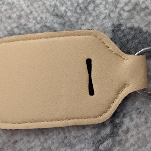 NEW Lip balm (or quarter holder) keychain - Picture 2 of 2